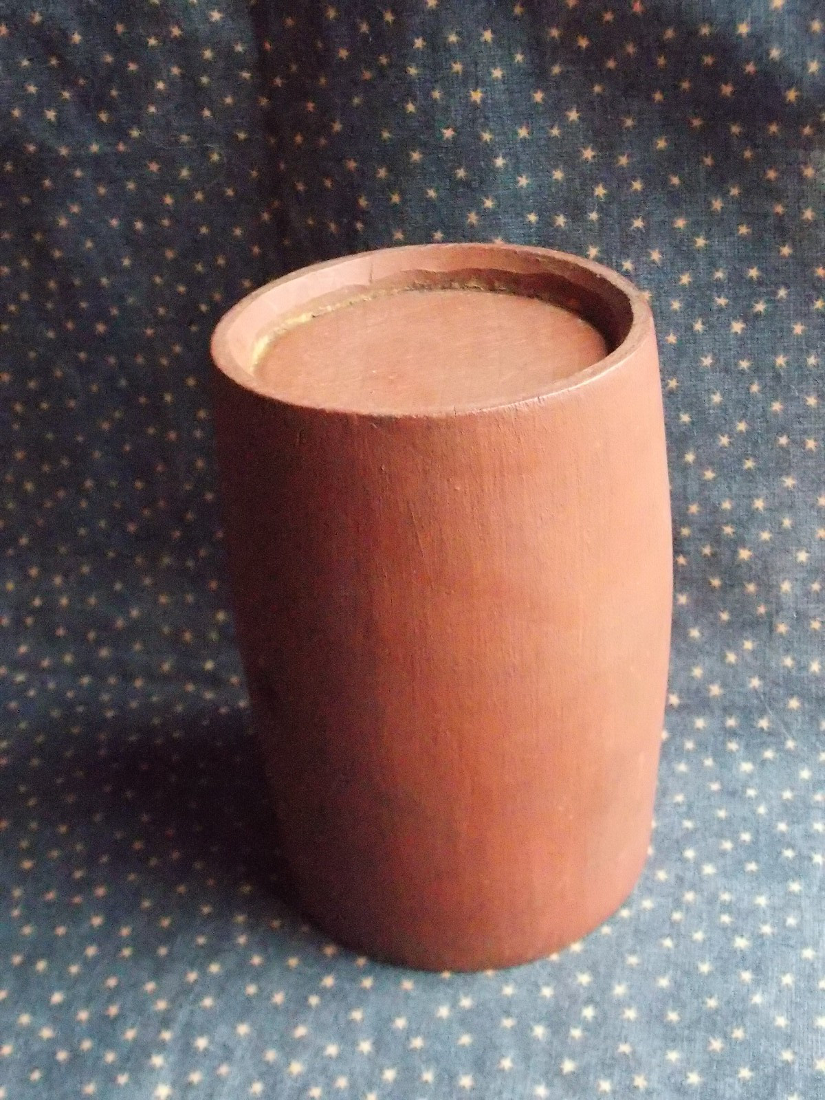 Revolutionary War era Canteen or Rundlet. Original red paint. Only 7 inches