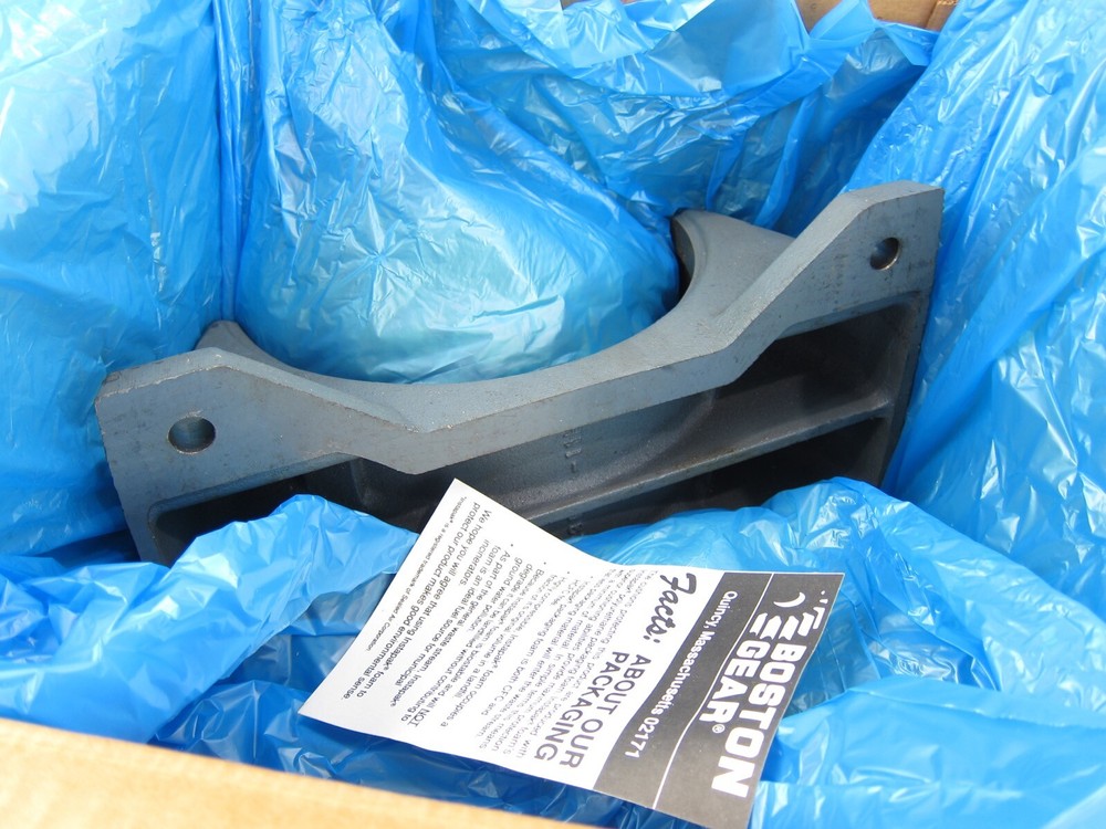 NEW Boston Gear 68656 Horizontal Base Kit