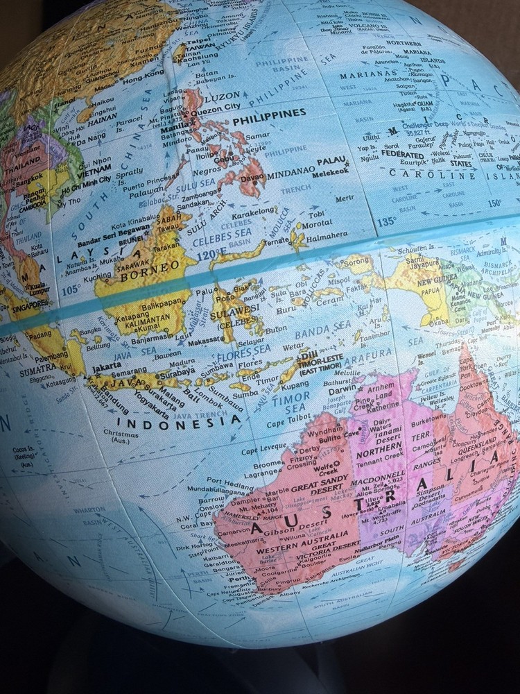 Globemaster 12" Textured World Globe