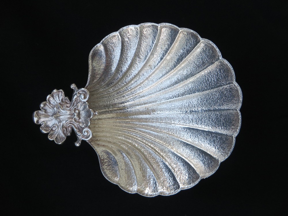 Vintage 3 Cherub Figurines Footed Shell Candy Nut Dish Silverplate