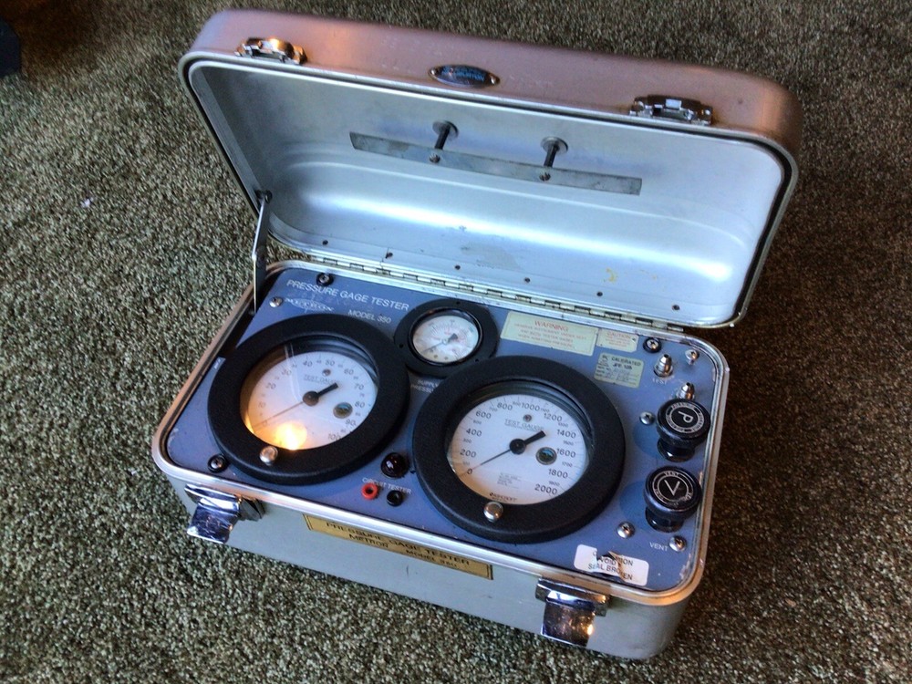 METRON MODEL 350 LIVE PRESSURE TESTER  USED - Good Unit.