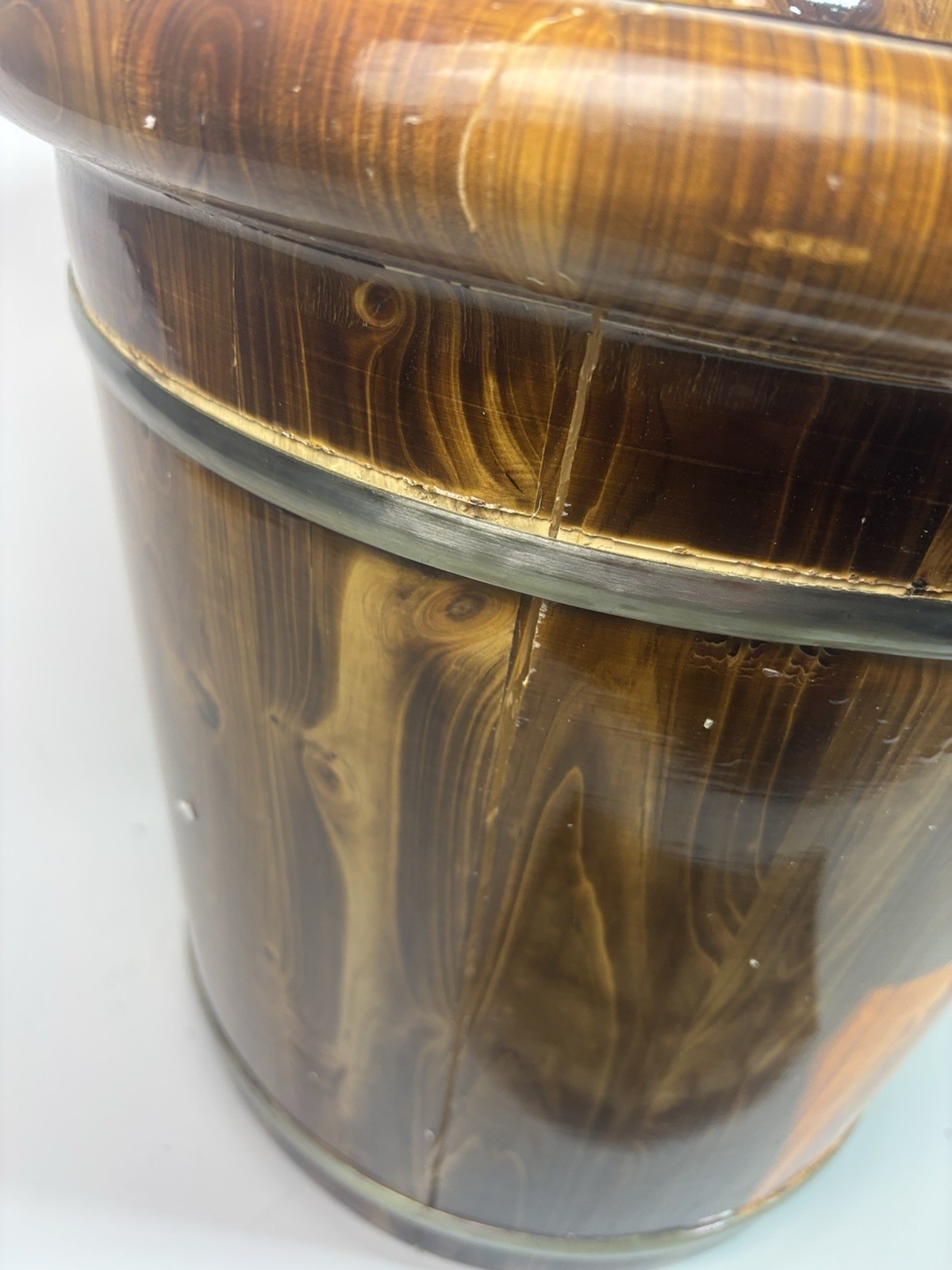 Wooden Foot Bath Bucket with Massage Beads for Relaxation and Insulation