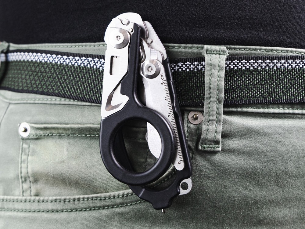 Trauma Shears with Holster – Foldable EMS Trauma Shears for EMTs, Nurses