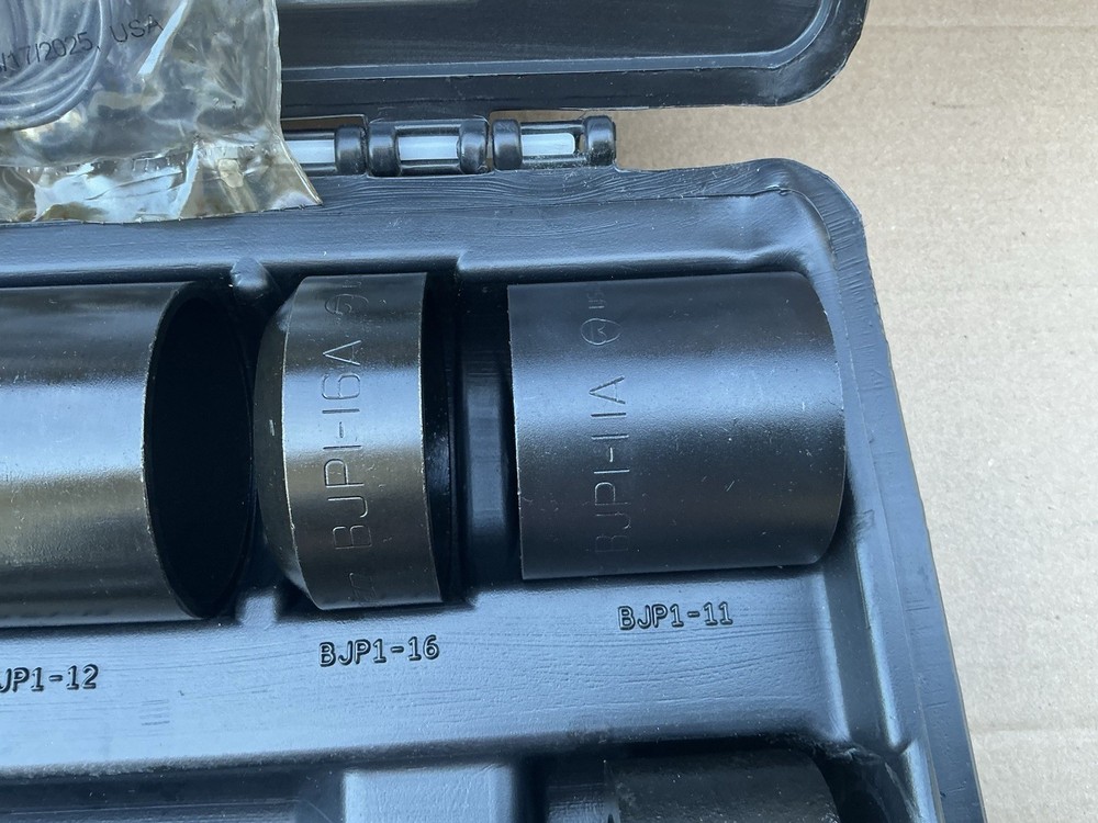 Snap-on BJP1 Ball Joint Press Adapter Set. Very Nice.