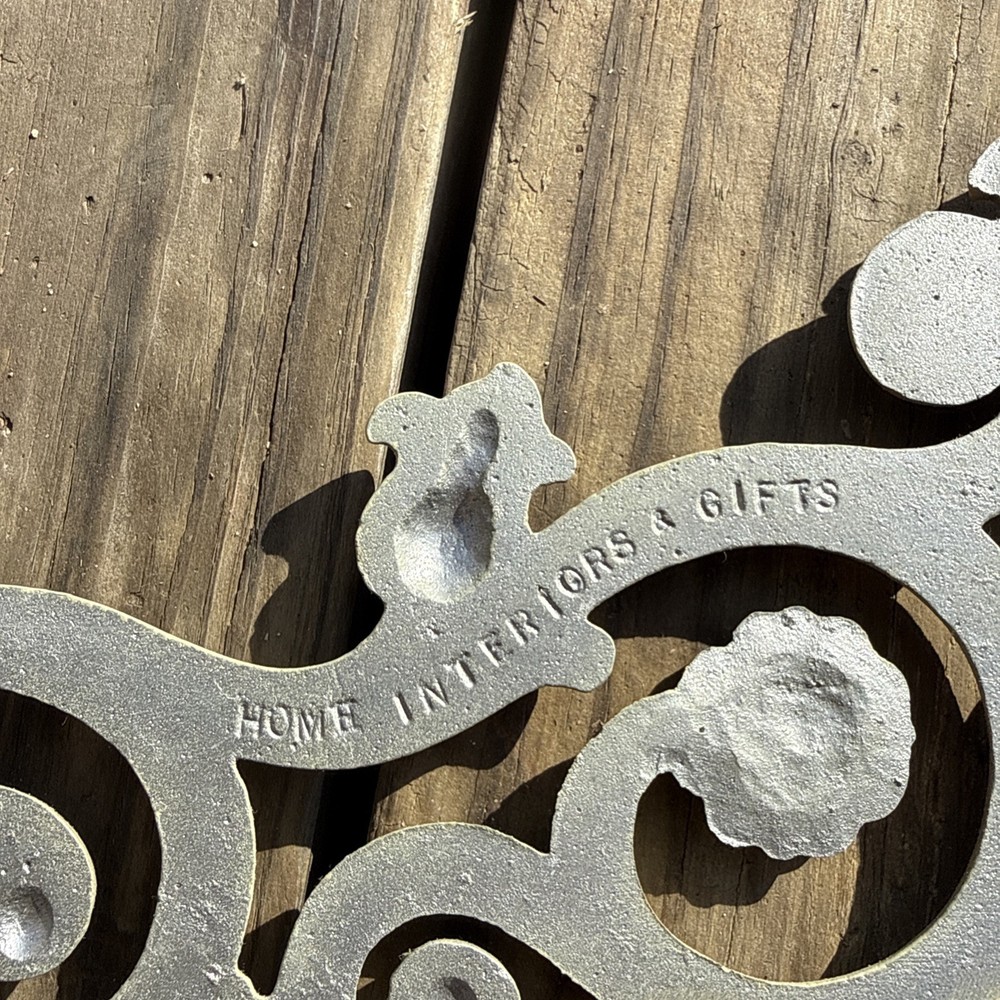 Small Decorative Cast Aluminum Pediment