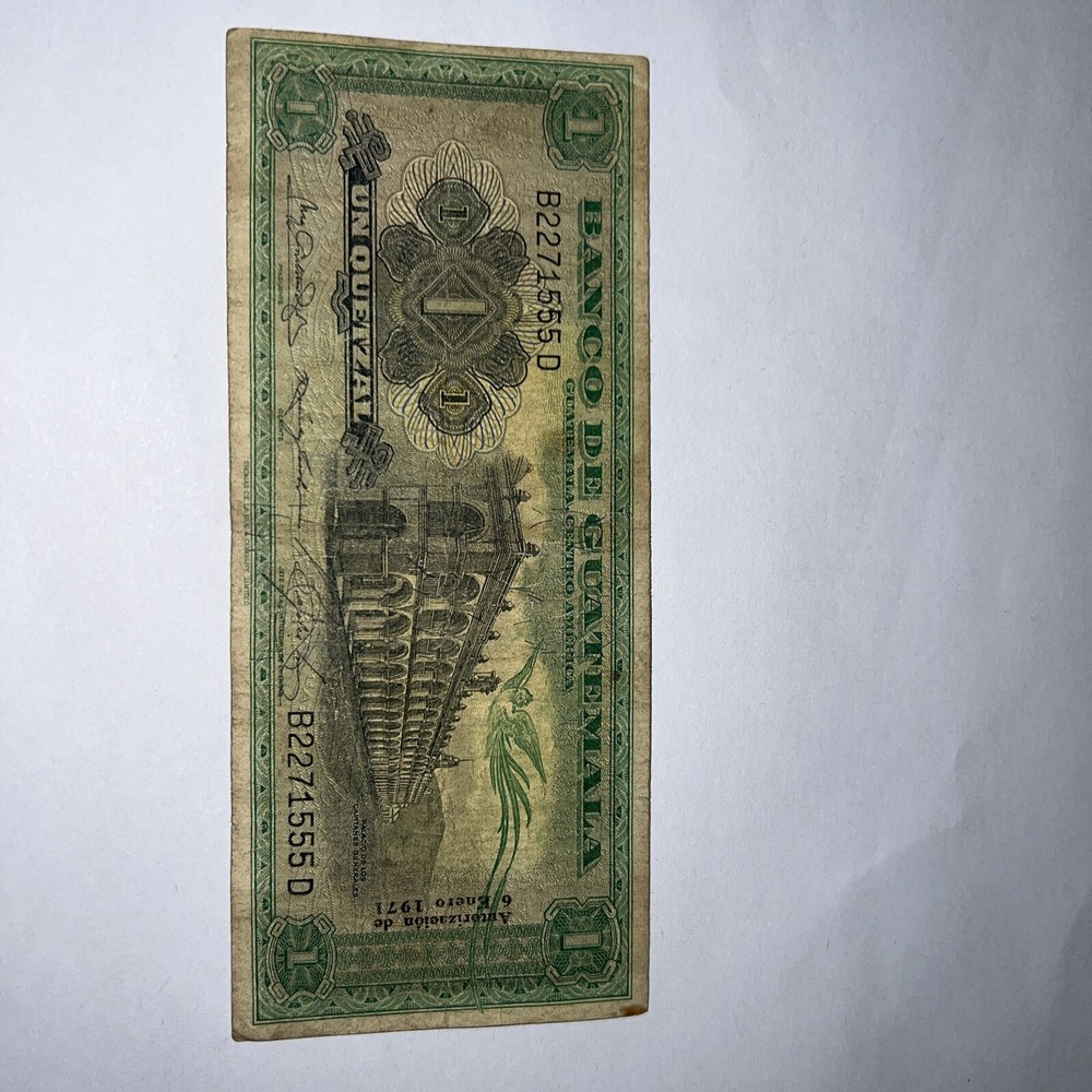 1 Quetzal 1971 Banco De Guatemala Cutting Error Centered Error Possible