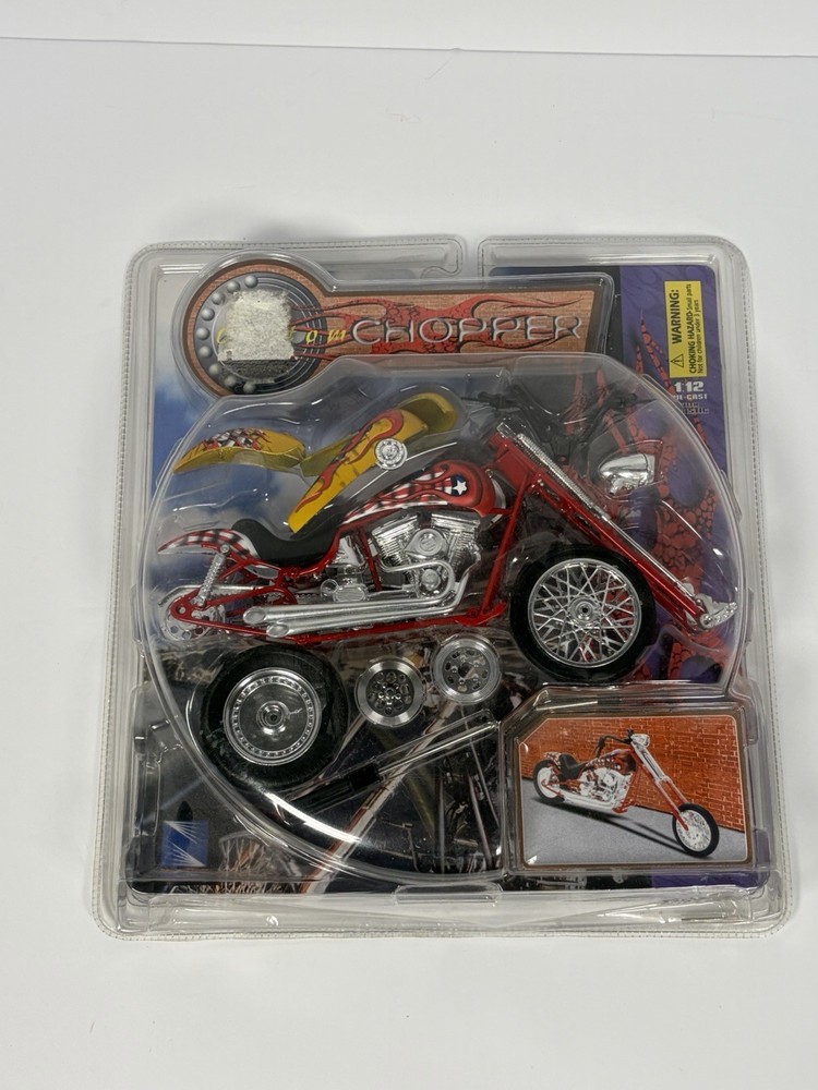 NIB 2004 Custom Chopper Build a Chopper Model