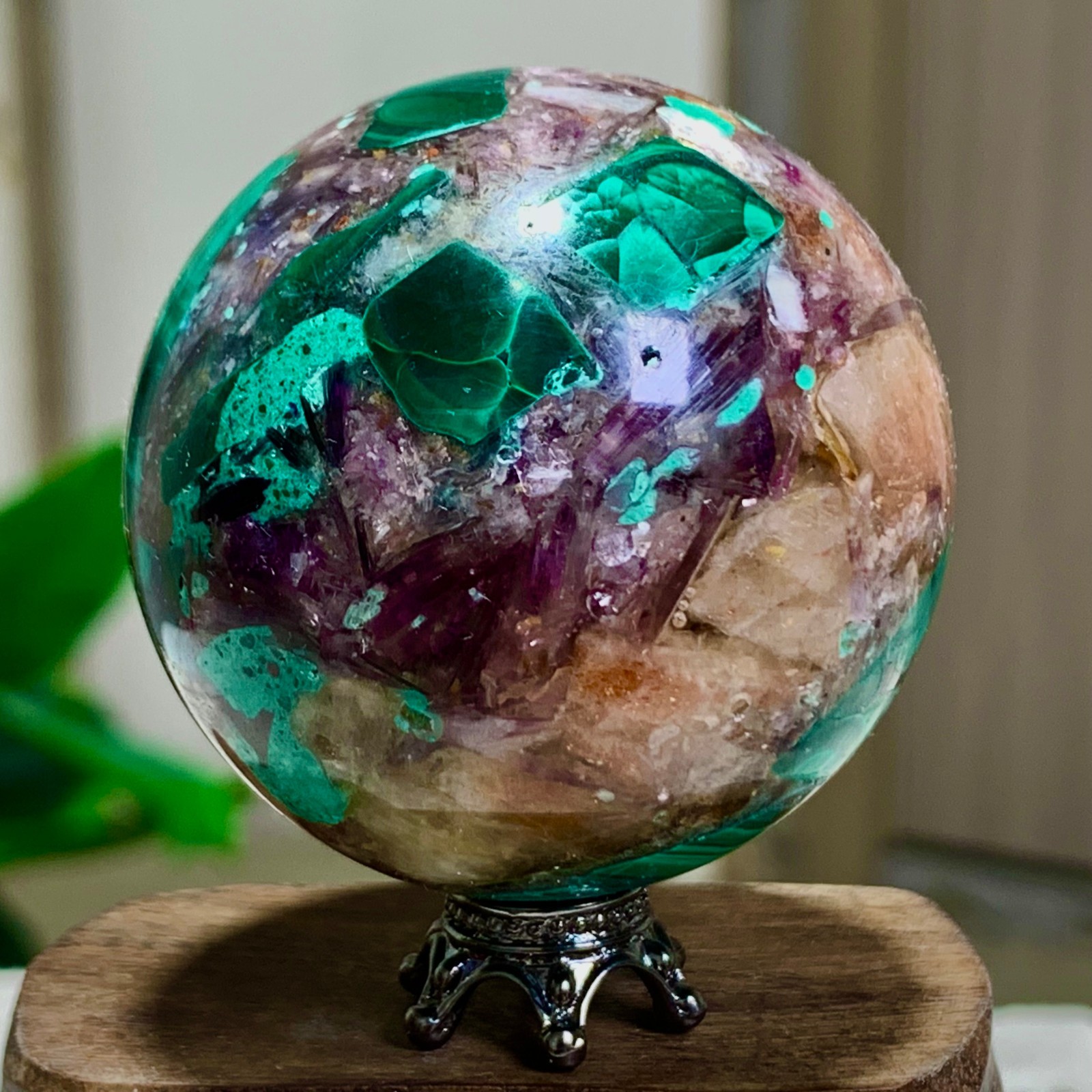 125G Newly discovered rare malachite purple mica symbiotic sphere restoration
