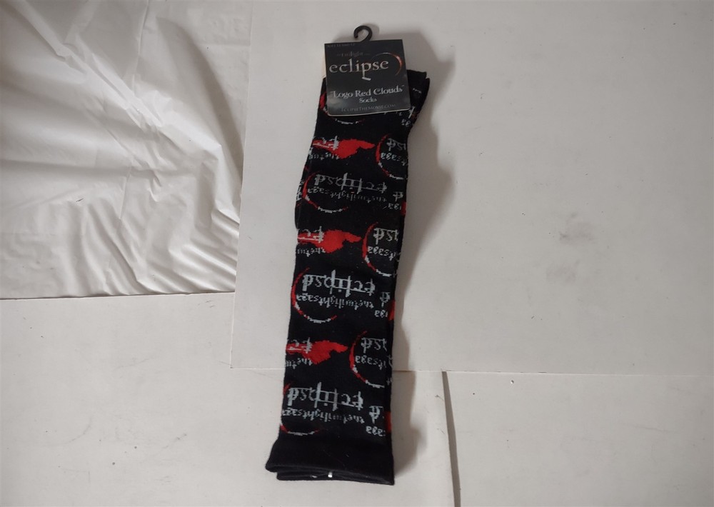 TWILIGHT ECLIPSE LOGO RED CLOUDS SOCKS NEW