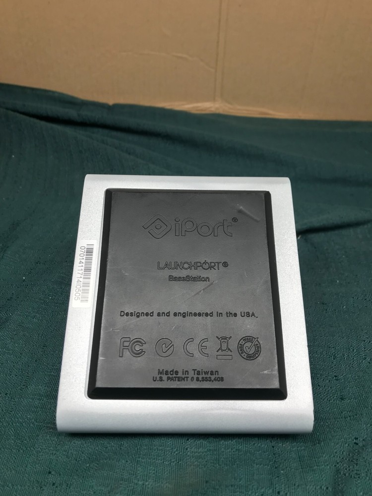 iPort LaunchPort BaseStation iPad Stand - White