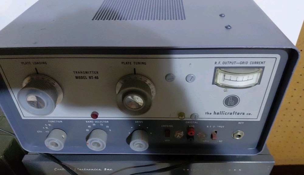 Hallicrafters HT-40 Transmitter Power Up ONLY No Testing Was Done