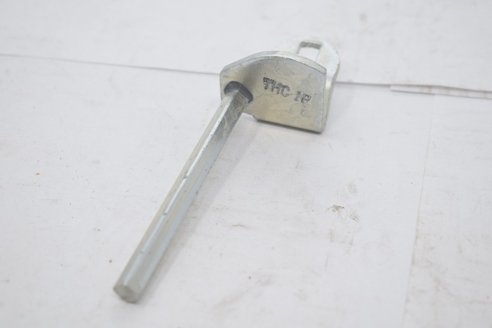 NEW GE THC1P HCI, Adjustable Operating Shaft Operating Handle Accessory