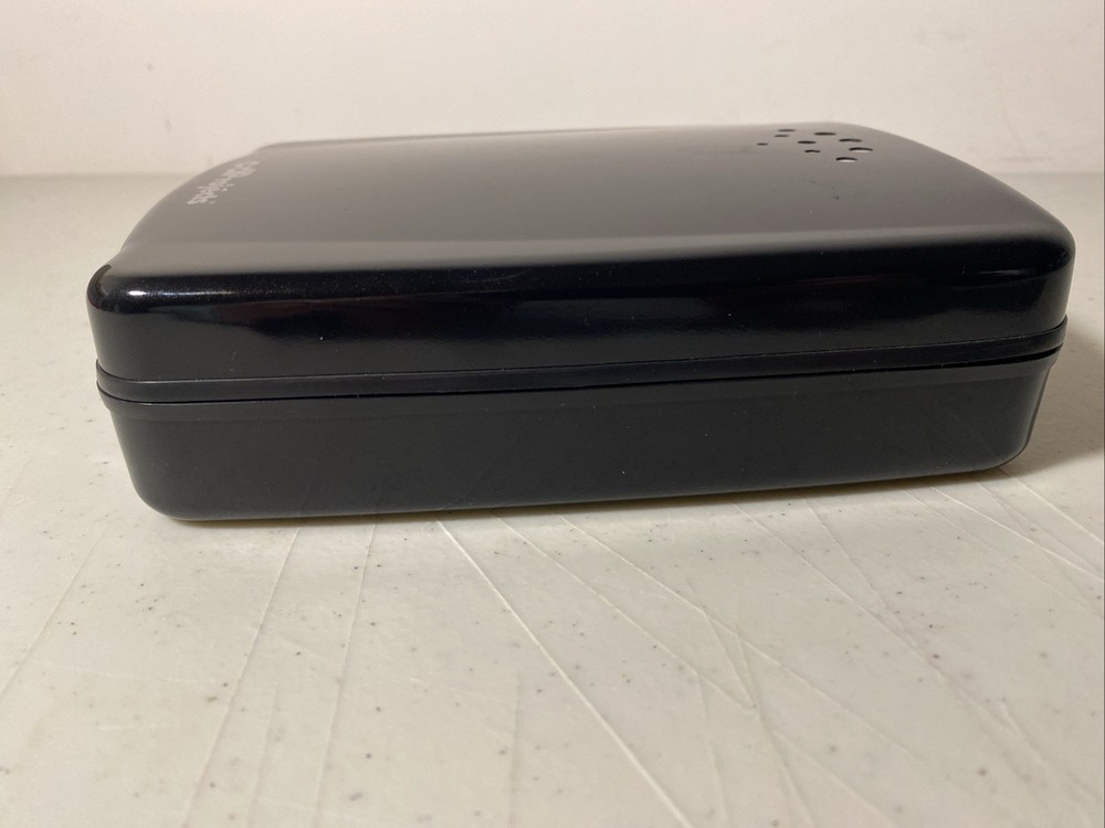 CD Projects Hard Shell Compact Disc CD Case Black Holds 24 Discs