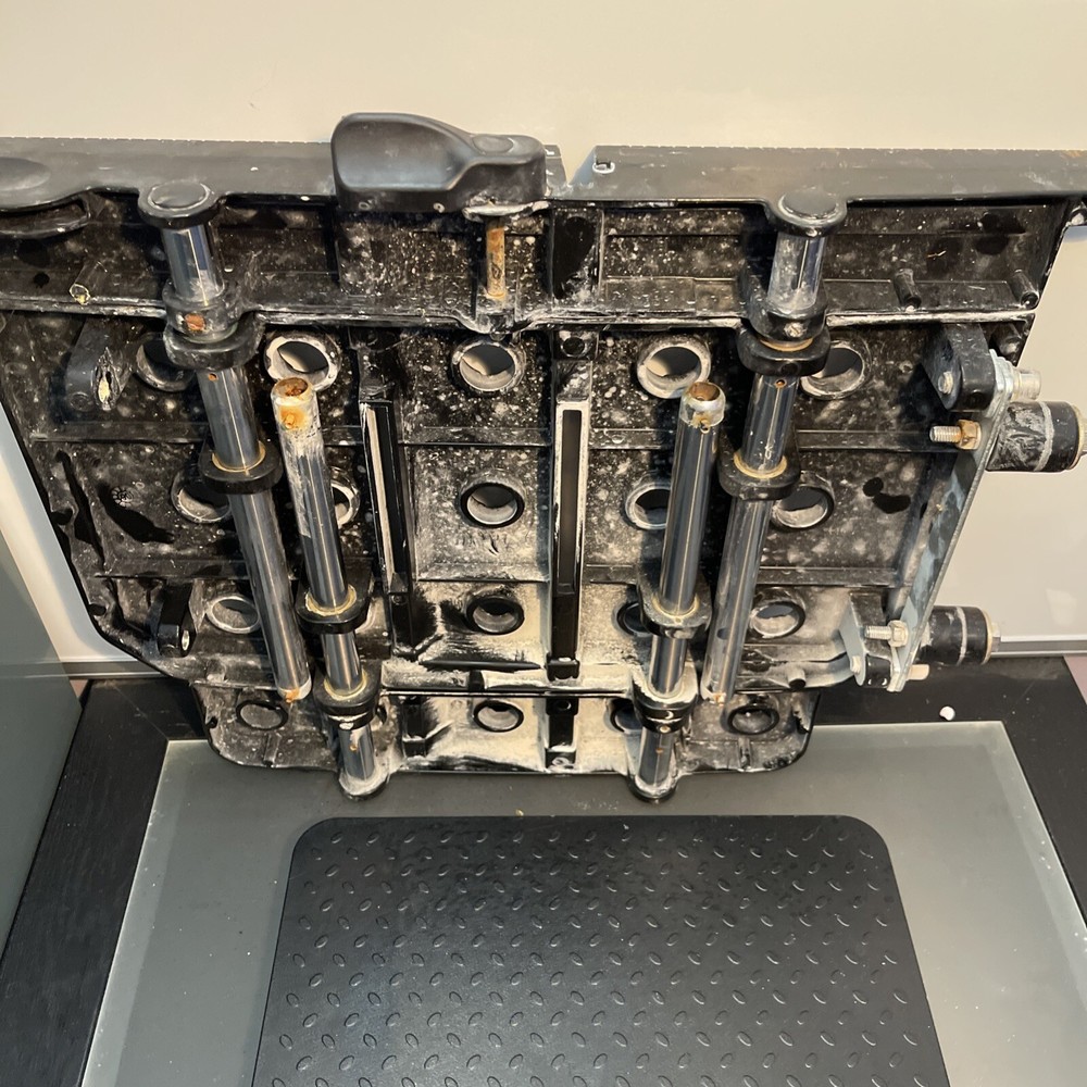 Husky THD750 L Wet tile cutting saw Adjustable Base