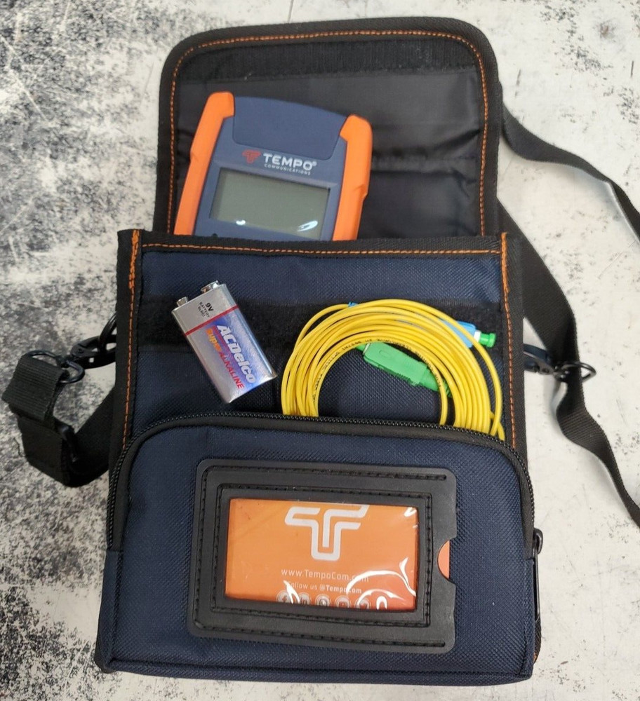 TEMPO COMMUNICATIONS SLS520 Fiber optic light source E2UK CASE & WIRE