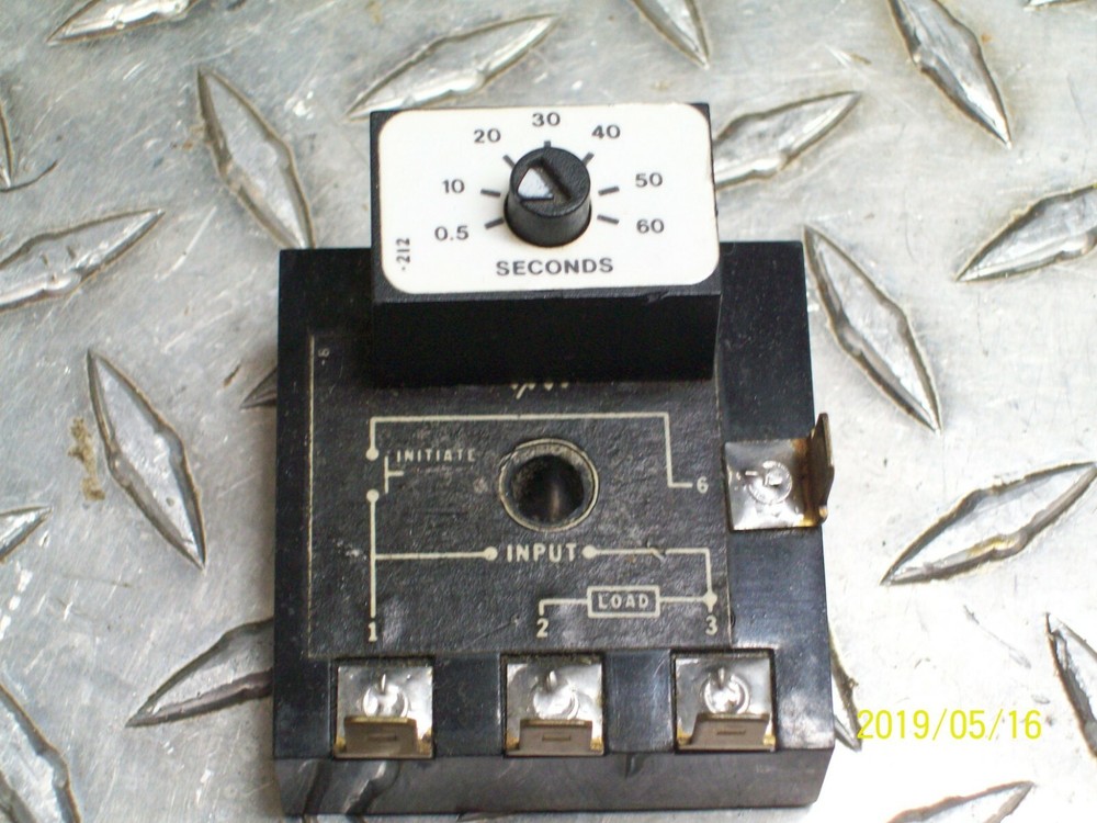 SSAC THS422A SOLID STATE TIMER .5-60 SECONDS