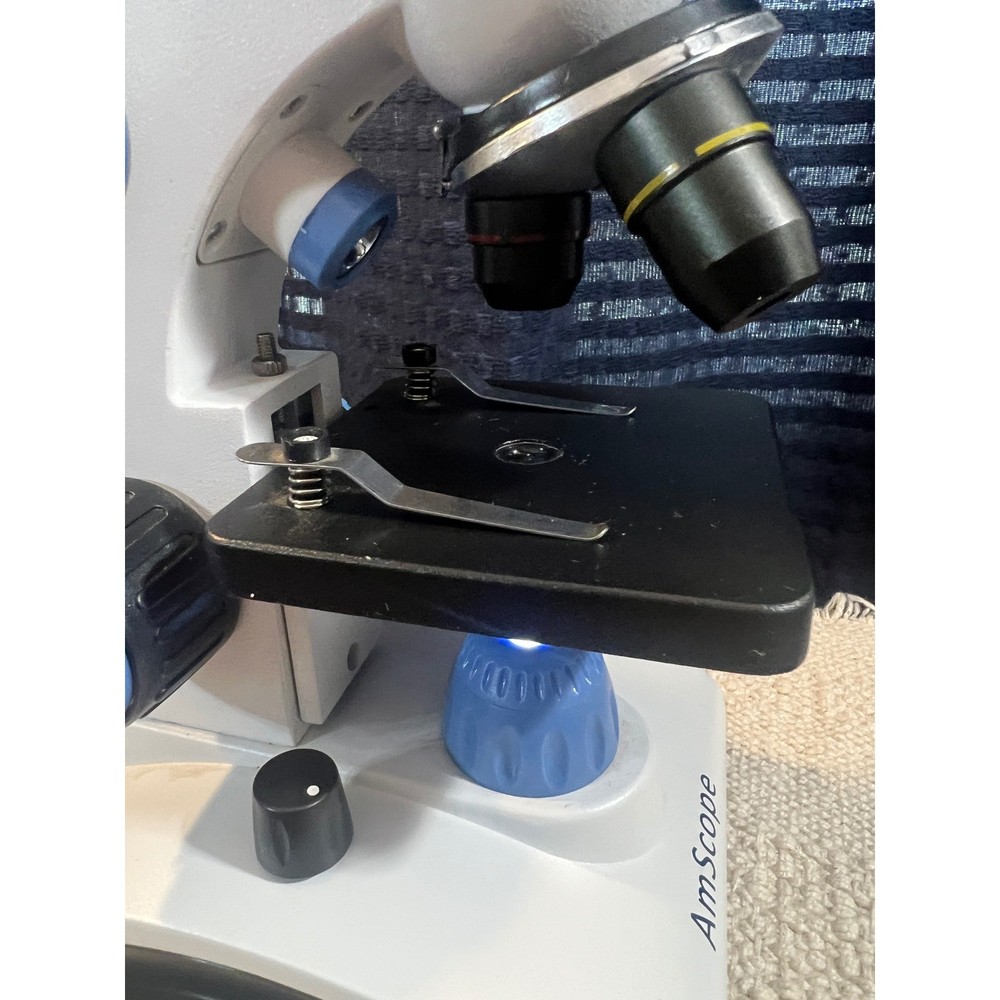 AmScope Kids Student Compound Microscope LED Light 4X 10X 40X portable