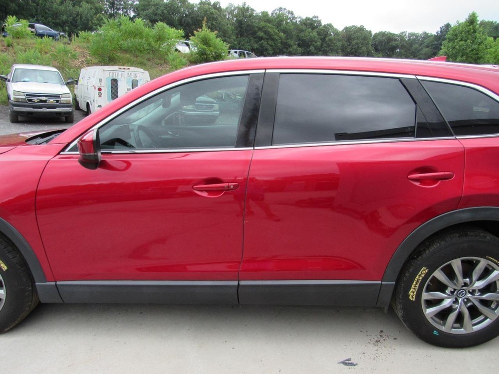 CX-9 2019 Glove Box 1062482