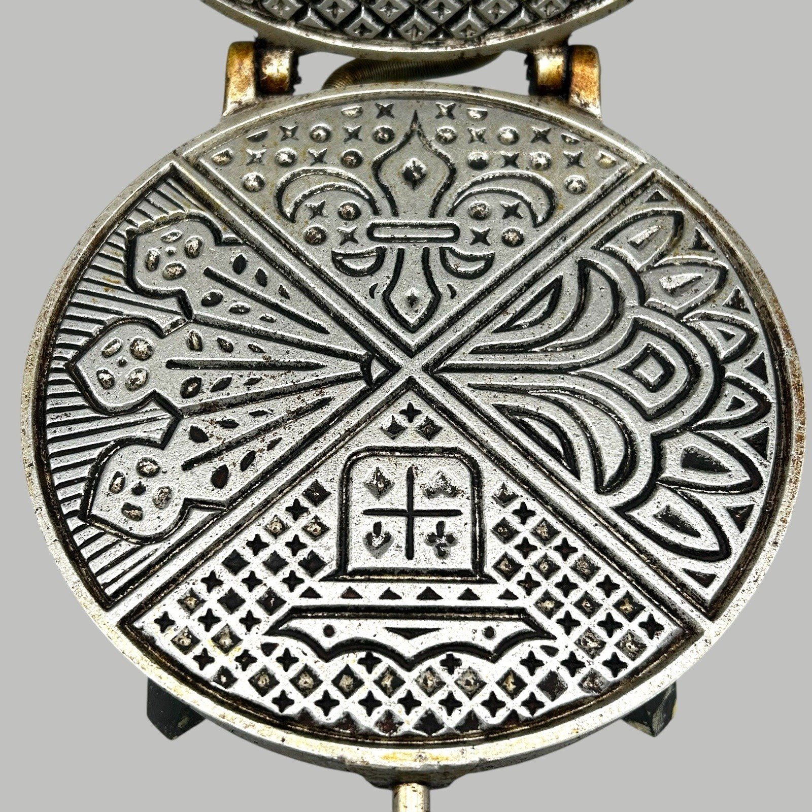 Vitantonio Pizzelle Maid Model 400 Automatic Pizzelle Maker Italian Cookie Used