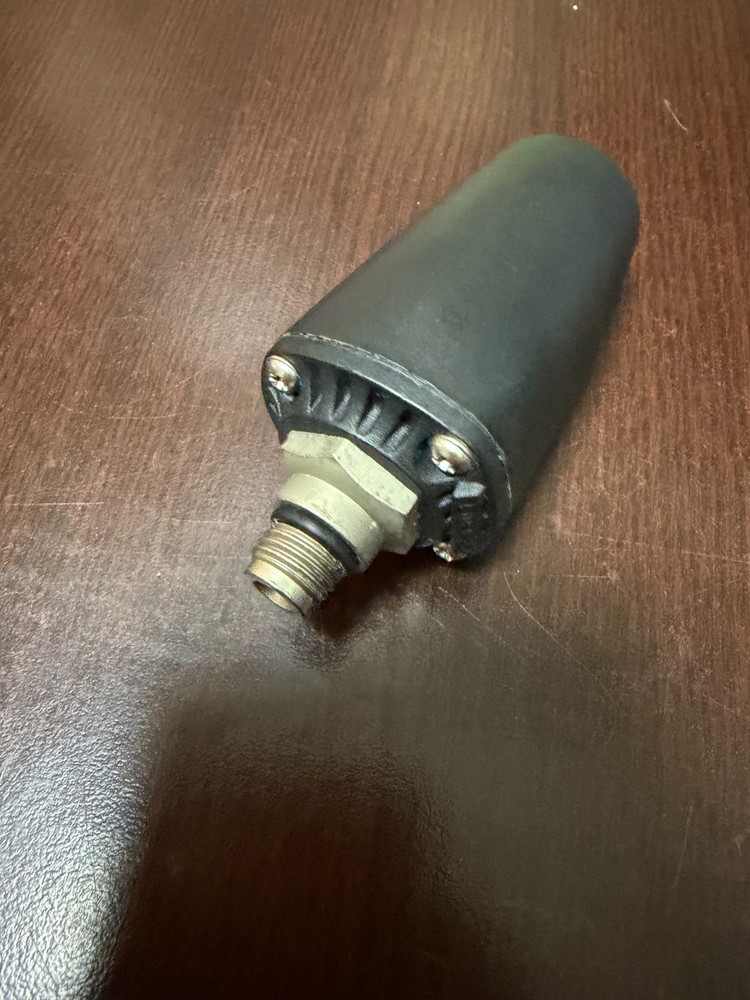 SUUNTO COMPUTER WIRELESS TANK PRESSURE TRANSMITTER Hoseless Scuba Dive