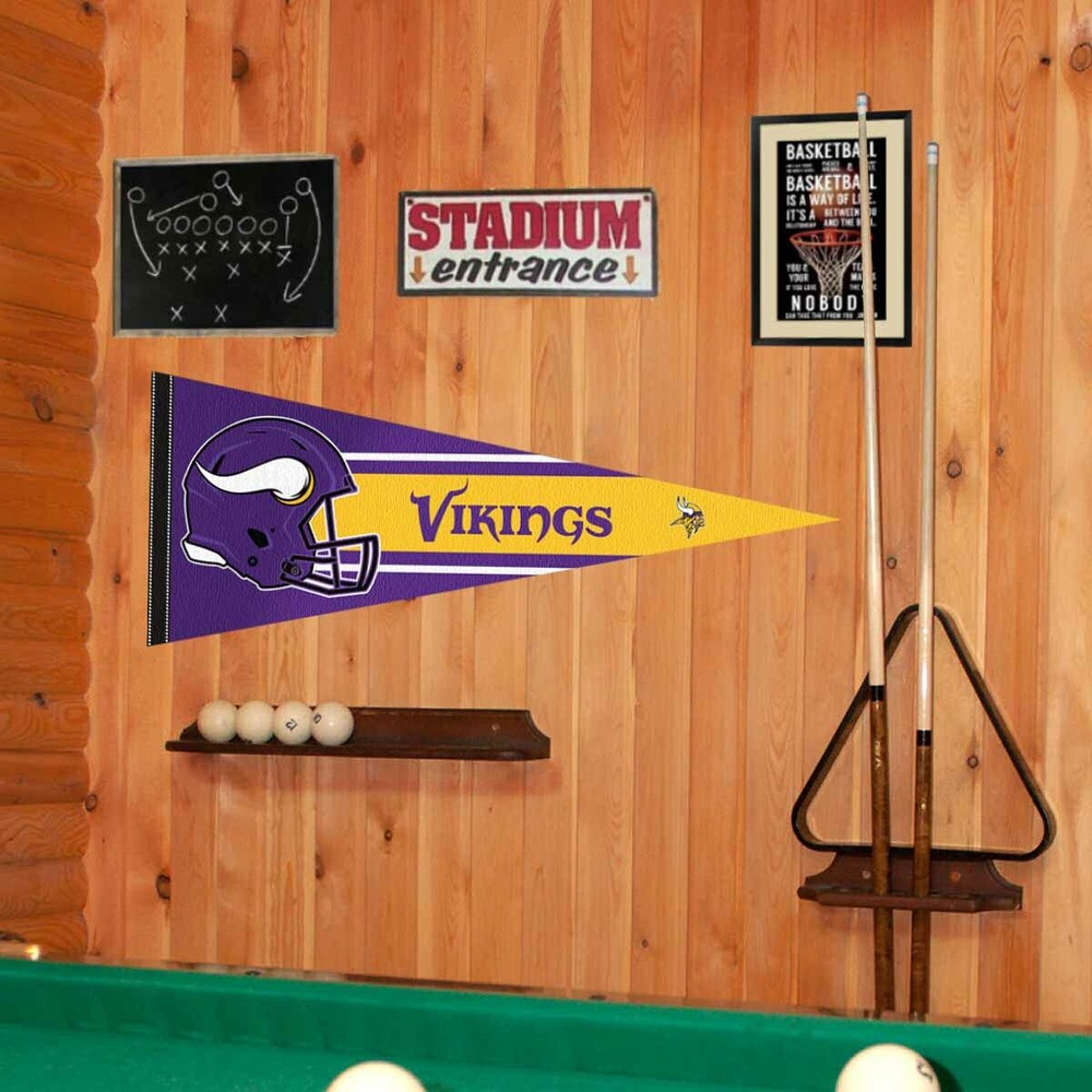 Minnesota Vikings NFL Helmet Pennant