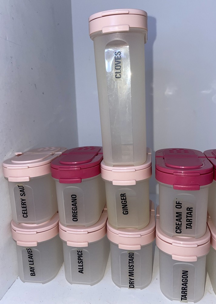 Tupperware Modular Spice Shaker container Lot 18 pieces Pink Mauve