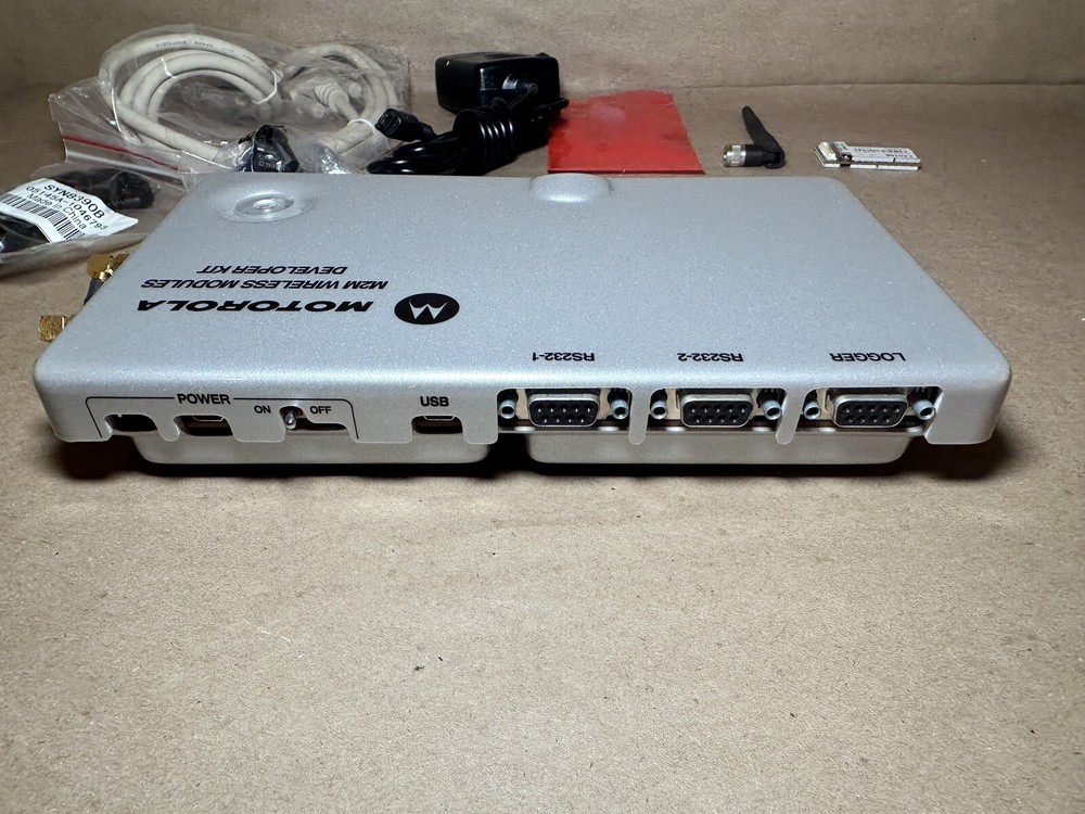 Motorola M2M Wireless Modules Developer Kit w/ Extras | Silver
