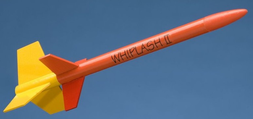 Starlight Flying Model Rocket Kit Whiplash II  STR 9688