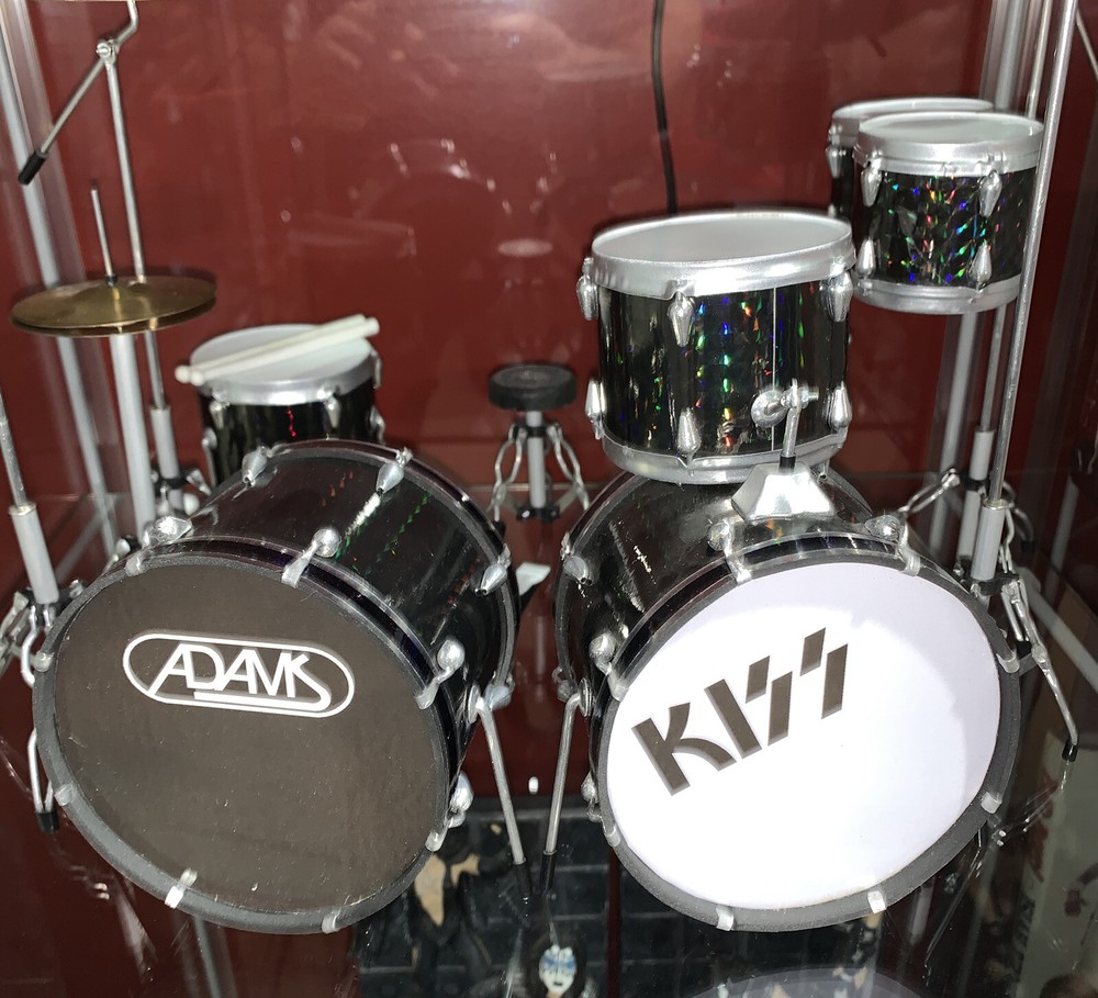 Kiss Memorabilia Rare Mini Drum Set