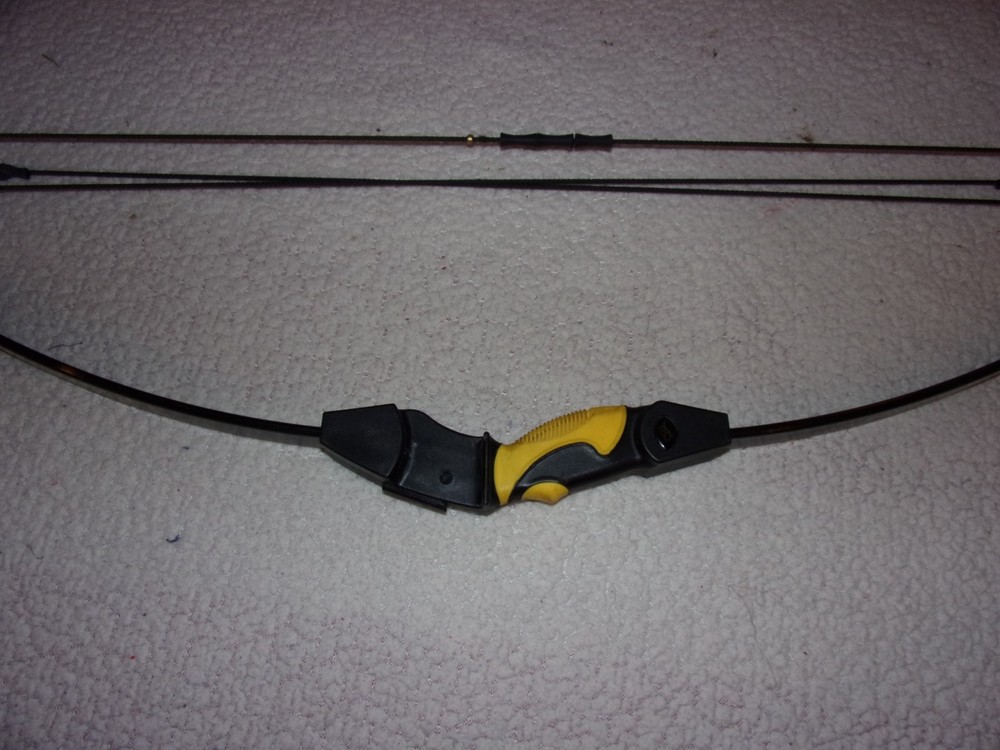 Barnett LiL Banshee Youth Compound Bow