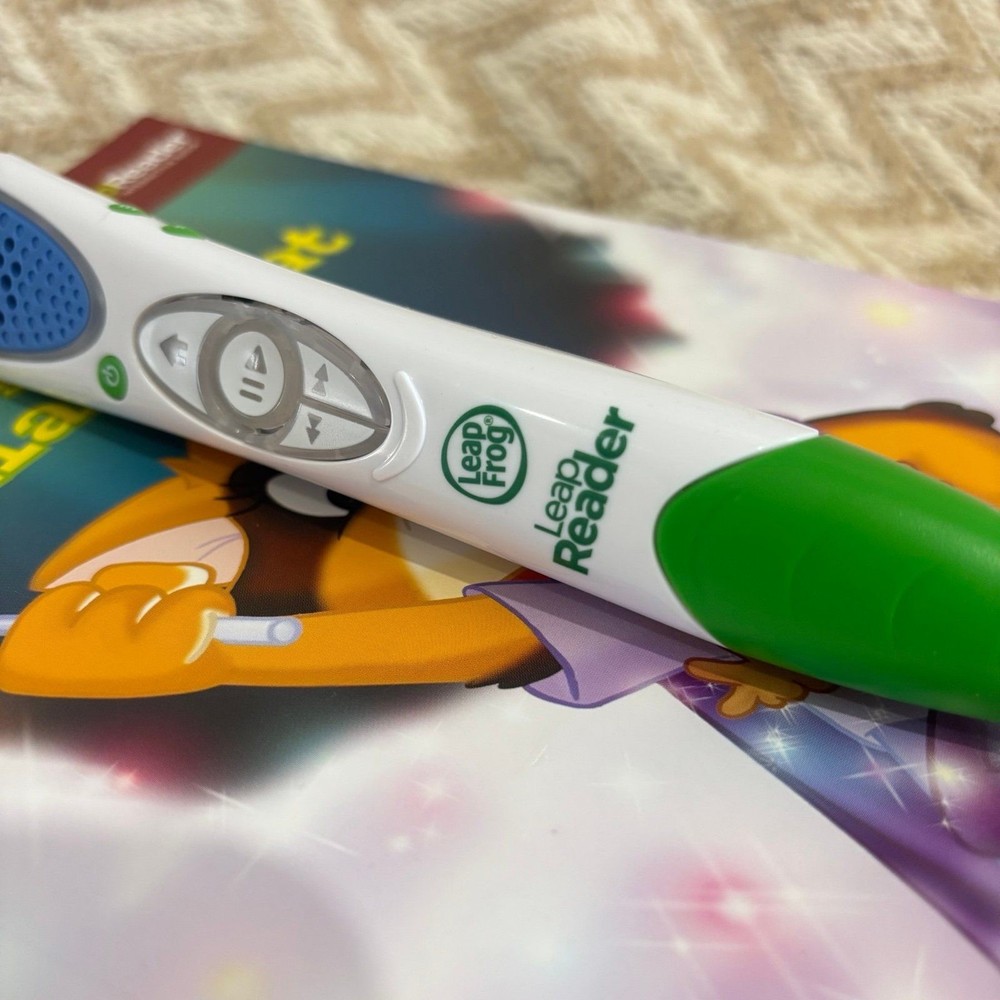 LeapFrog LeapReader System Learn To Read 9 Book Bundle With Pen