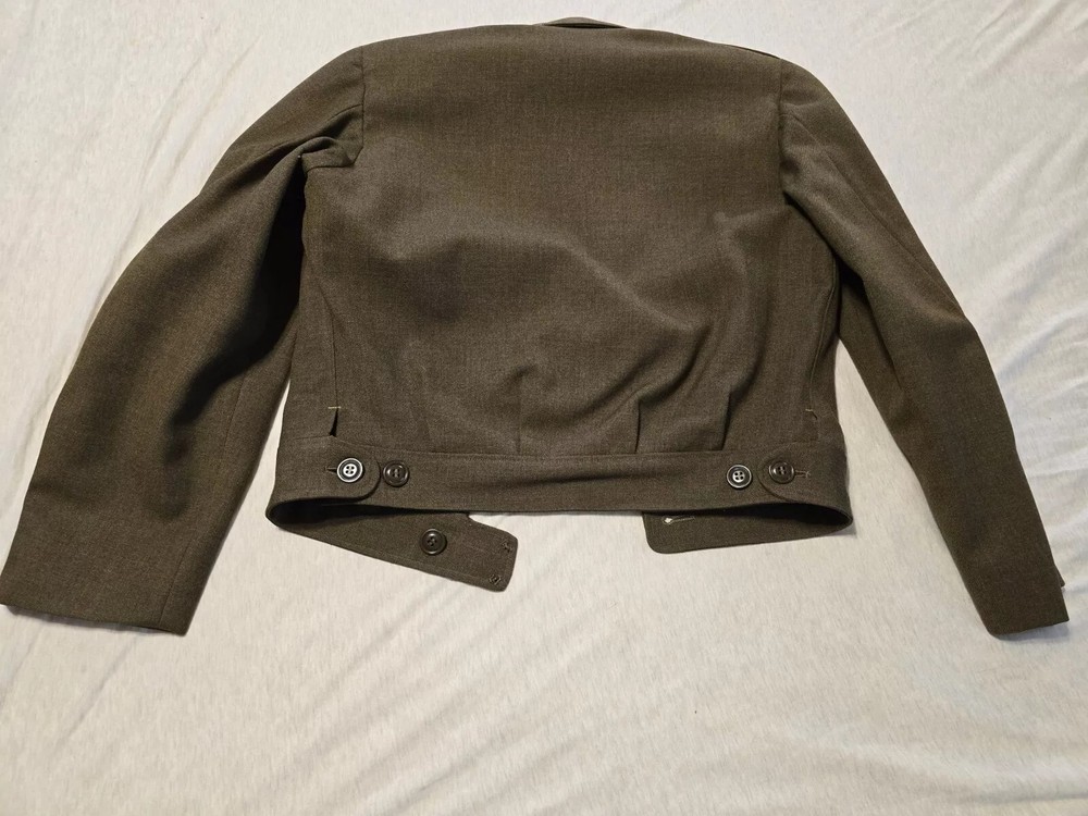US Army Field M-1950 "Ike" Jacket 25th Division 34R