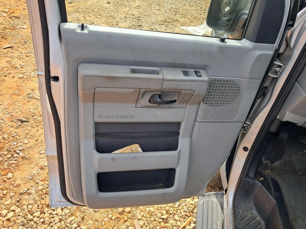 Fuse Box Engine Flex Fuel e85 Fits 09-19 FORD E350 VAN 4836538