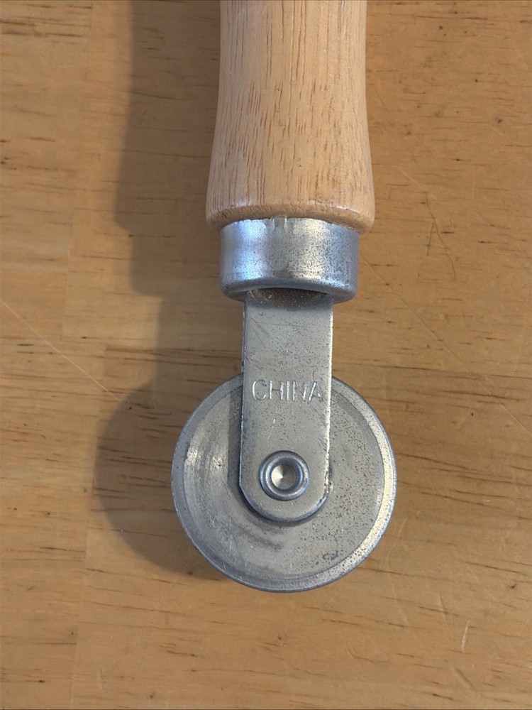 Screen Installation Dual End Wheel Wood Handle 8.75-Inch Long