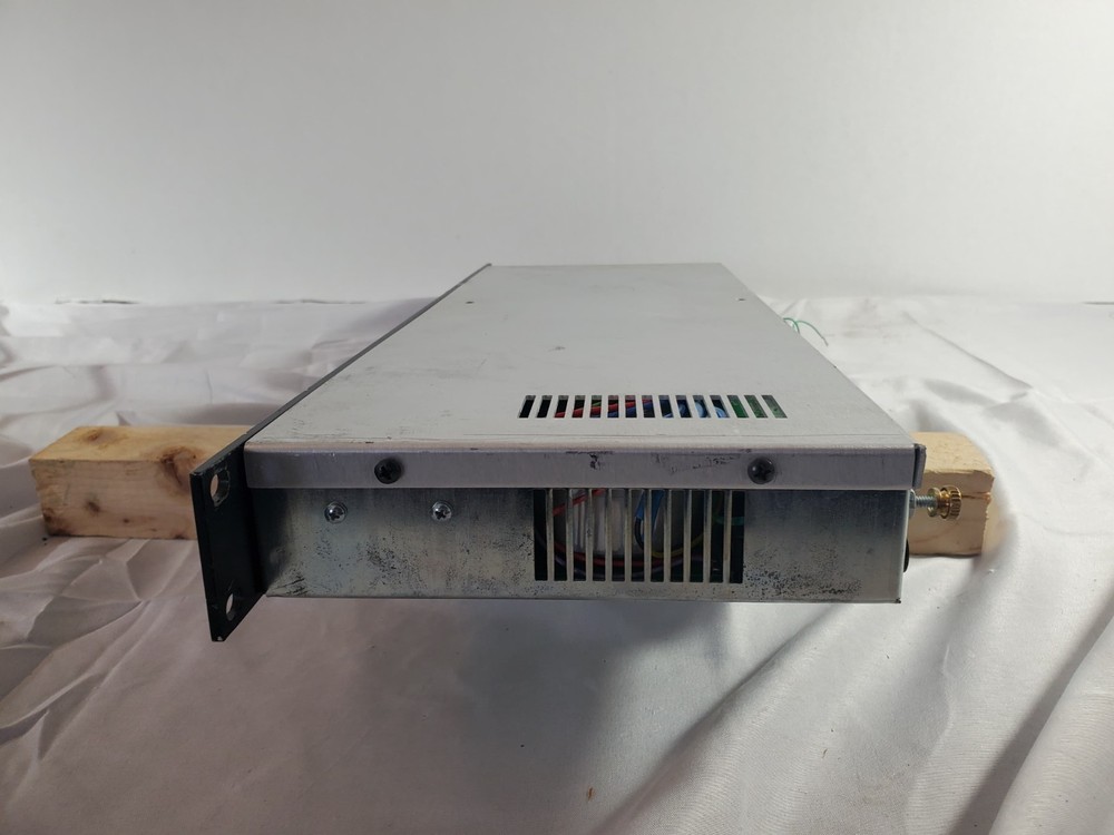 Radio Systems DA-4x4b 4x4 Balanced Audio Distribution Amplifier Rackmount Tested
