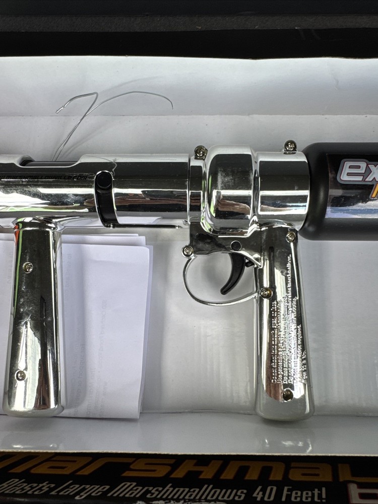Executive Marshmallow Blaster – Shoots Large Marshmallows 40 Ft – Pre-Owned