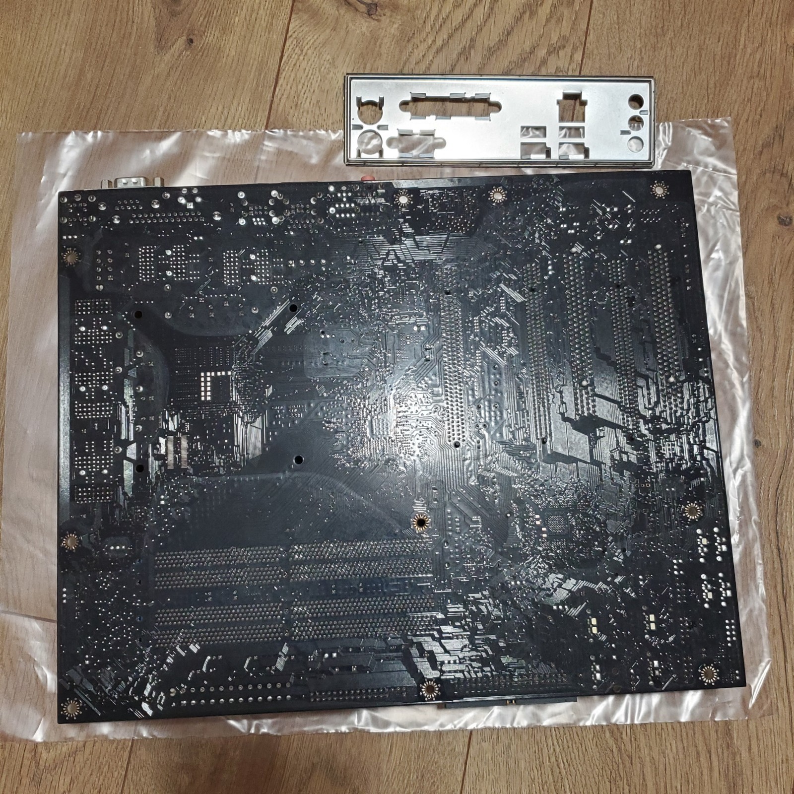 Intel D975XBX2 ATX LGA 775 DDR2 SDRAM Motherboard I/O Plate Tested Free Shipping