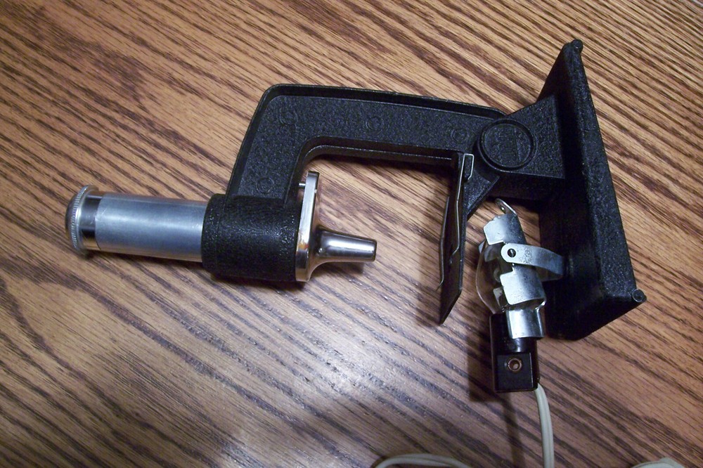 1960's Gilbert Youth Microscope with Instructions - No Slides