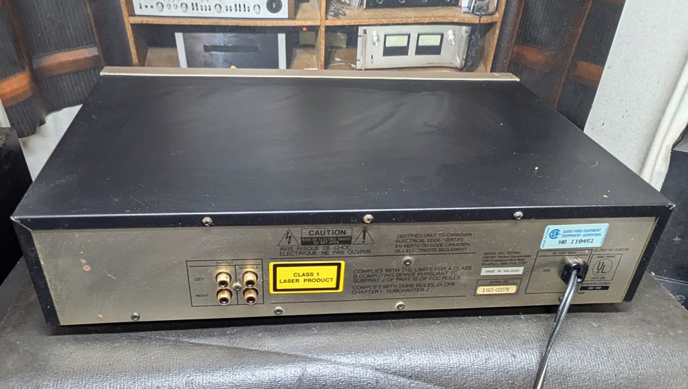 Harman Kardon HD7500 CD player