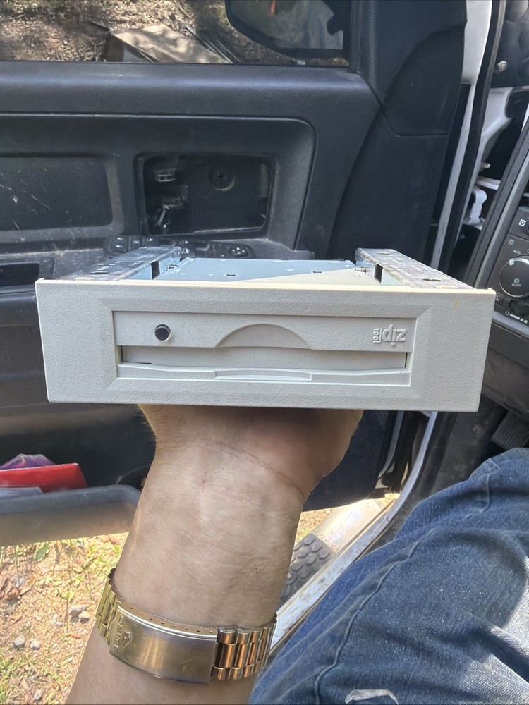 Iomega Z100ATAPI Zip 100 Internal 3.5" Drive , ATAPI