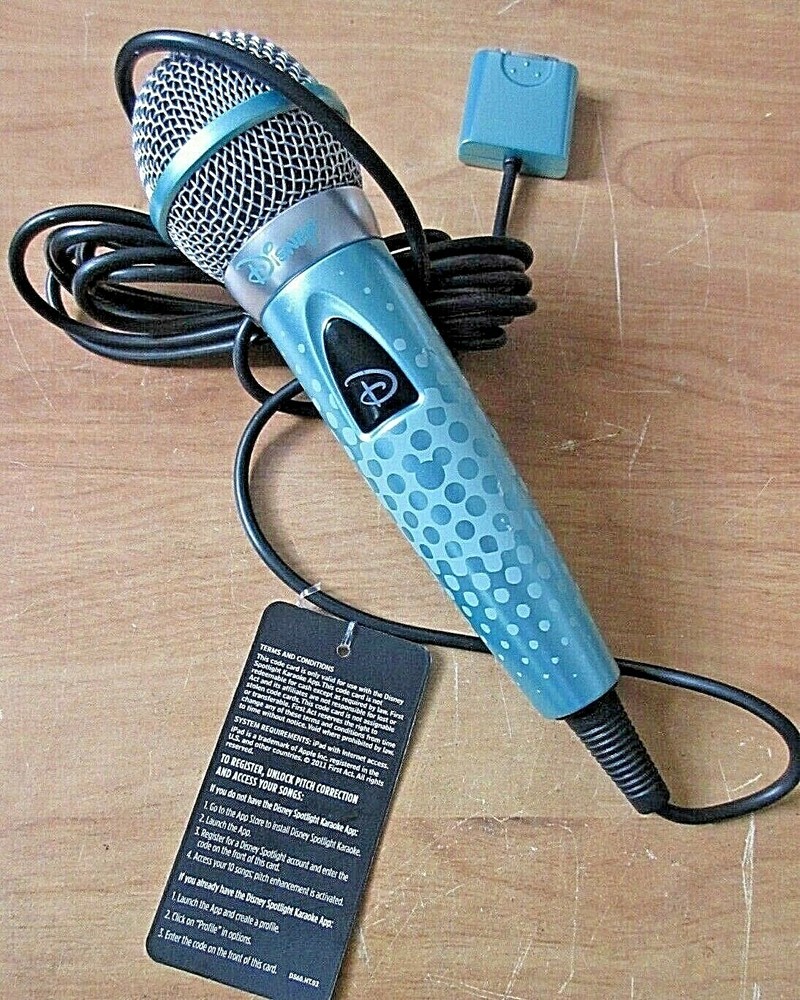 First Act Disney Spot Light Microphone / Karaoke App