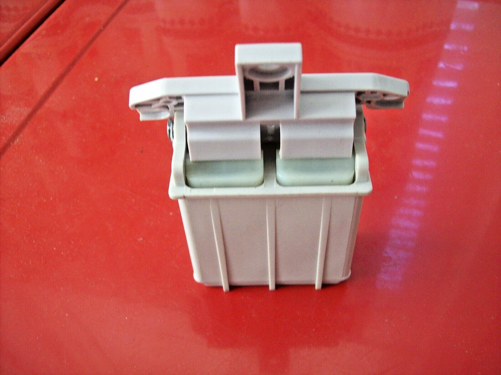 BROTHER MULTI FUNCTION CENTER LEFT HINGE ASSY