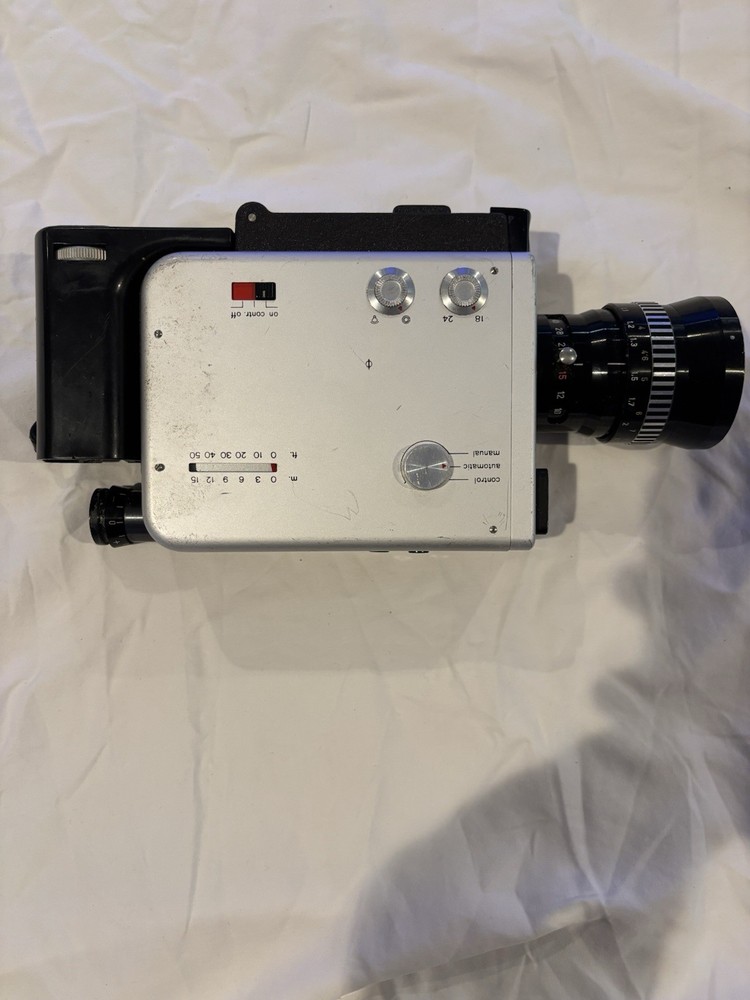 Nizo 4056 Super 8 Camera