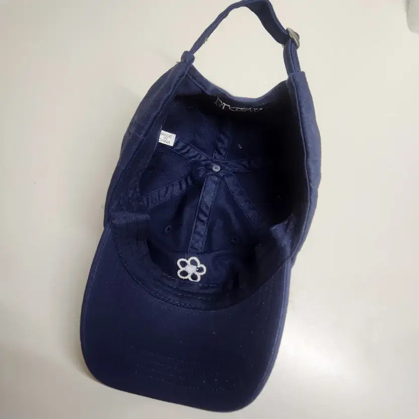 D.O. Do Kyungsoo Bloom Concert Hat - Unworn, Excellent Condition