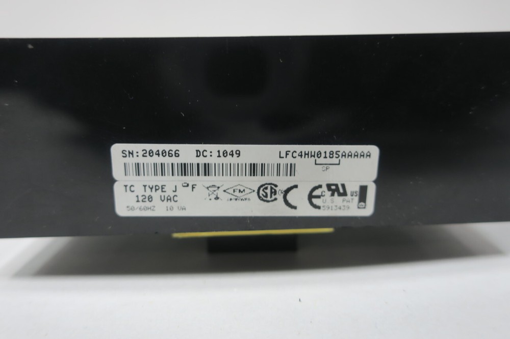 Watlow LFC4HW0185AAAAA Temperature Controller 120v-ac