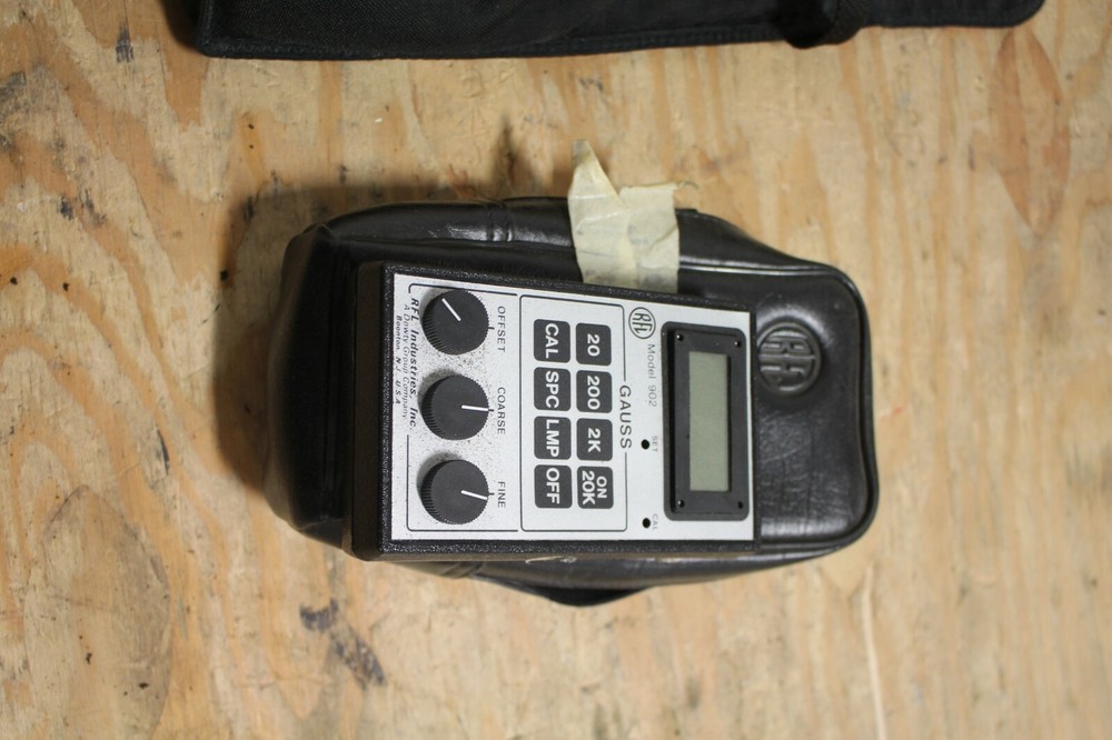 RFL Industries Model 902 Gaussmeter