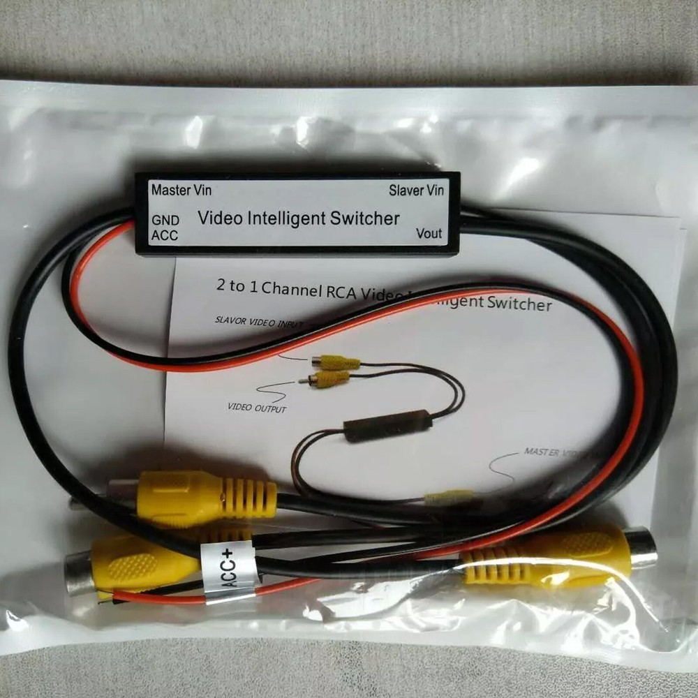 2-in-1 Car RCA Video Switcher – Auto Switch Between Front and Rear Camera
