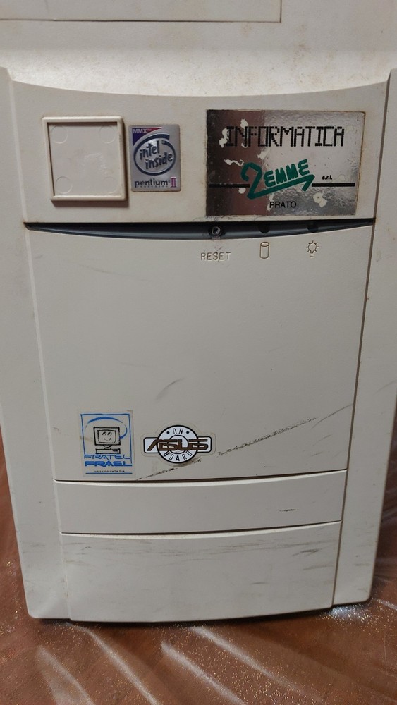 VINTAGE PENTIUM 2 MSI RETRO PC COMPUTER