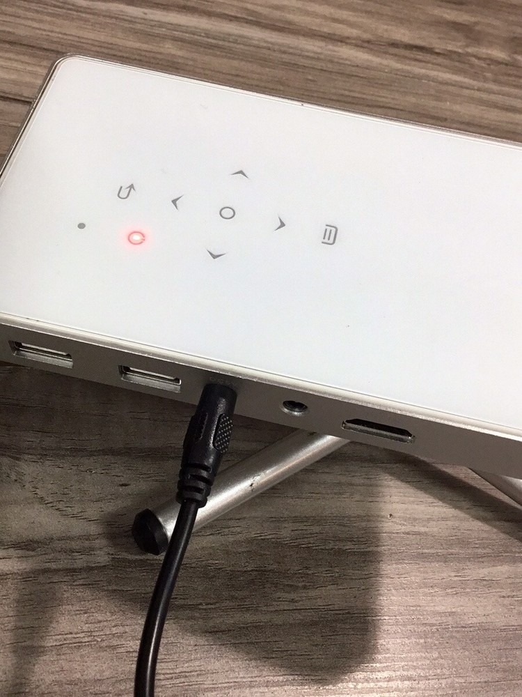 PTV DISPLAY MINI PROJECTOR (PSL035878)