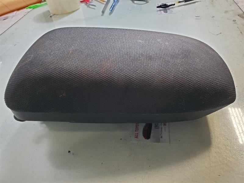 COROLLA 2019 Armrest